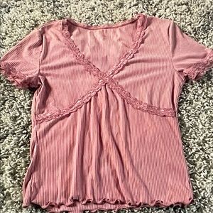 No Boundaries Dusty Rose Lace-Trim Ribbed Short Sleeve Tee
